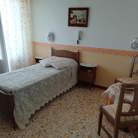 Albergo La Torre Radicofani Extérieur photo